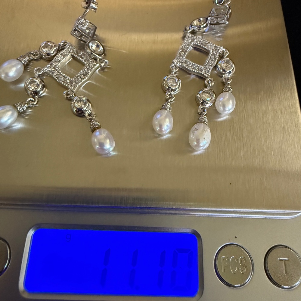 Elegant Light weight Vintage Sterling Silver and Pearl Dangle Earrings